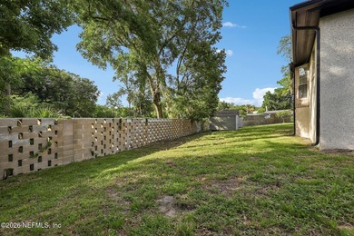 Step inside this beautifully updated 3-bedroom, 2-bathroom home - photo 33