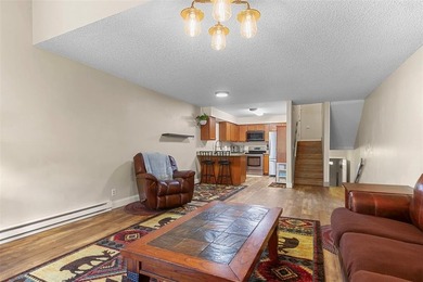 Welcome to mountain living at its finest in the highly desirable - photo 5