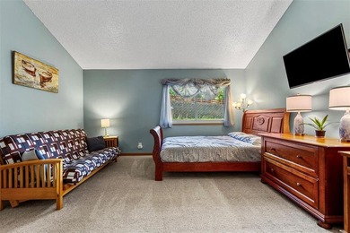 Welcome to mountain living at its finest in the highly desirable - photo 8