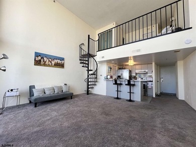 EXCEPTIONAL SOUTHSIDE PENTHOUSE OPPORTUNITY Experience elevated - photo 11
