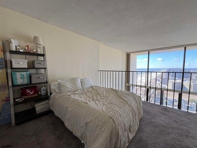 EXCEPTIONAL SOUTHSIDE PENTHOUSE OPPORTUNITY Experience elevated - photo 12