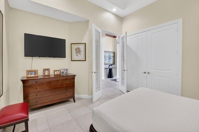 This open and bright 3 bdrm 3 bath home is the one you want! - photo 16