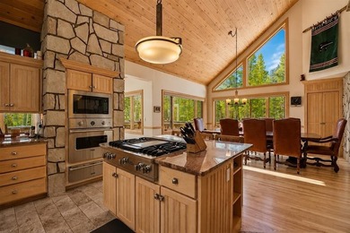 A rare ski-in/ski-out retreat tucked against National Forest - photo 3