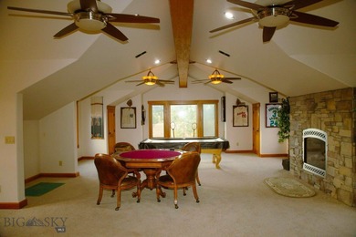 There are plenty of luxury homes. There are very few places - photo 29