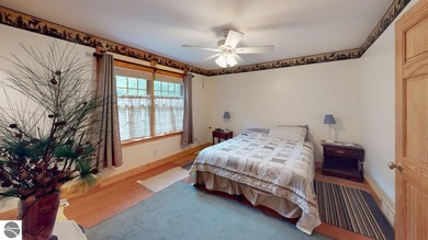 Welcome to your family's next chapter. This beloved waterfront - photo 29