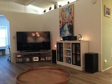 Meticulously maintained home in the much sought after Spanish - photo 5