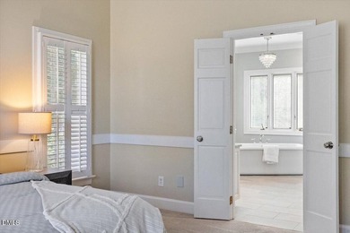 Elegance and modern luxury converge in this exceptional Harold - photo 36