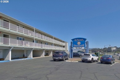 Your Oceanfront Oasis: Space for the Whole Family!Forget cramped - photo 2