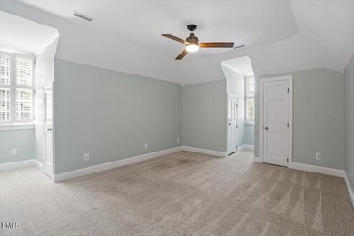 Elegance and modern luxury converge in this exceptional Harold - photo 45
