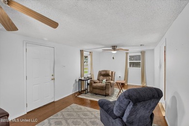 Welcome to 16080 Crestview Drive in Gulfport! Conveniently - photo 19