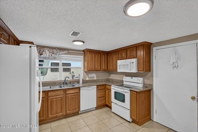 Welcome to 16080 Crestview Drive in Gulfport! Conveniently - photo 20