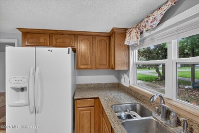 Welcome to 16080 Crestview Drive in Gulfport! Conveniently - photo 23