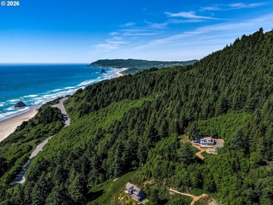5.63 acres sits high above the Pacific in Cannon Beach and is - photo 5