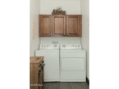 Discover this beautifully remodeled 4-bedroom, 3-bath home - photo 36