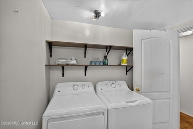 Welcome to 16080 Crestview Drive in Gulfport! Conveniently - photo 39
