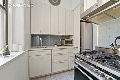Welcome to this thoughtfully updated one-bedroom offering a - photo 3