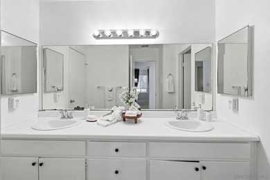 VA Spot approved! Need 3 bedrooms? Laundry? Dedicated parking? - photo 12