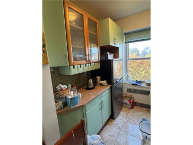 Welcome to 901 Avenue H, Unit 4J a bright and spacious 1-bedroom