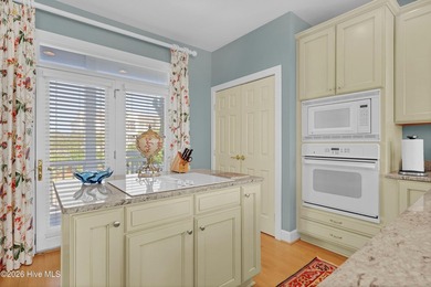 Iconic Wrightsville Beach home on sunset lagoon with private - photo 19