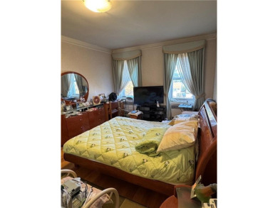 Welcome to 901 Avenue H, Unit 4J a bright and spacious 1-bedroom