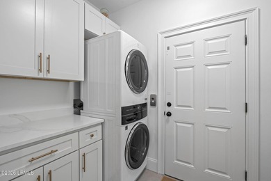 Welcome to 100 Front Street, an exceptional deepwater residence - photo 31