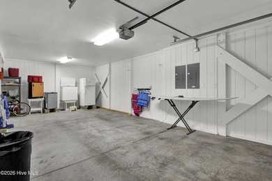 Iconic Wrightsville Beach home on sunset lagoon with private - photo 47