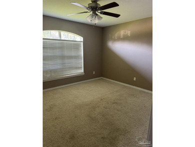 Beautiful 4 bedroom/3 bath home in Tanglewood Oaks....Welcome - photo 6