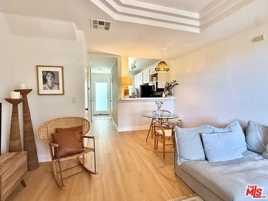 Experience the best of coastal living in Venice Beach. This - photo 13