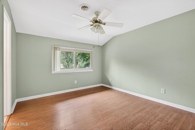 Welcome to 97 Quarterdeck, a charming, well maintained townhome - photo 24