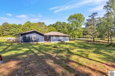 Affordable country living with room to breathe! Situated on - photo 30