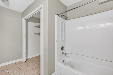 Welcome to 97 Quarterdeck, a charming, well maintained townhome - photo 33