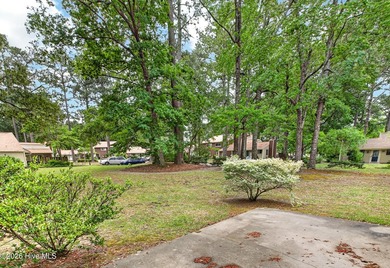 Welcome to 97 Quarterdeck, a charming, well maintained townhome - photo 39