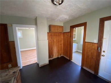 Opportunity knocks at 332 Carter Street! This income-producing - photo 4