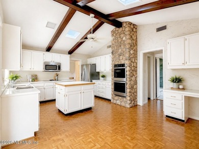 Welcome to luxury living in the prestigious gated community of - photo 13