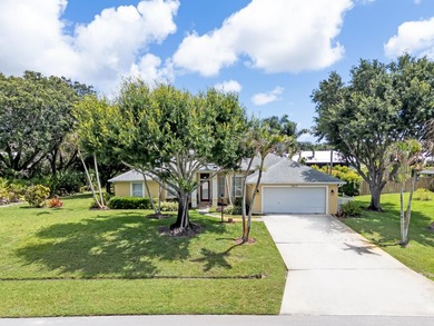 Welcome to Paradise! Impressive Custom-Built CBS, One Owner, 4 - photo 3