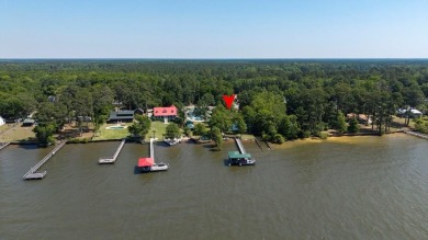 Lake Home For Sale in Summerton, South Carolina