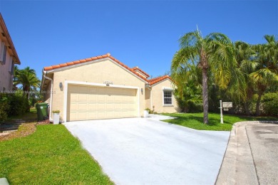 Weston Lakes Area Home Sale Pending in Weston Florida