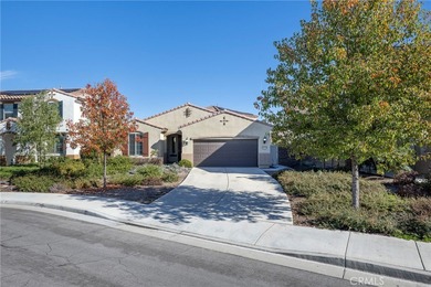 Menifee Lakes Home For Sale in Menifee California