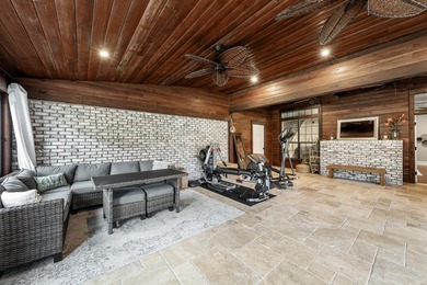 Hidden on one of College Point's most private and rarely - photo 34