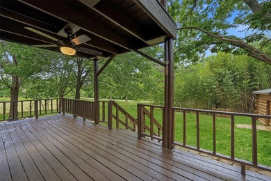 Move in or Investment Ready Lake Home with views of the lake! - photo 34