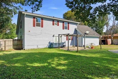 This move-in-ready POOL HOME sits on a large lot in the - photo 34
