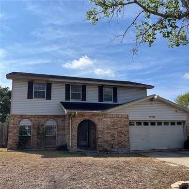 Great starter home on a culd-de-sac . 4 bedroom ,2.5 bathroom - photo 1