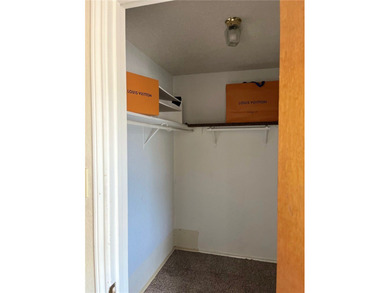 Great starter home on a culd-de-sac . 4 bedroom ,2.5 bathroom - photo 5
