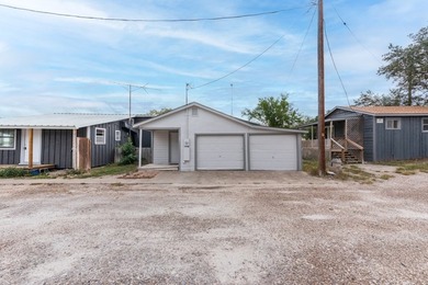 AFFORDABLE EFFICIENCY HOME JUST STEPS AWAY FROM LAKE CORPUS - photo 3