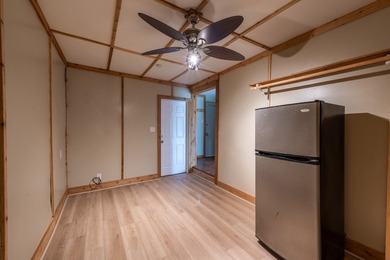 AFFORDABLE EFFICIENCY HOME JUST STEPS AWAY FROM LAKE CORPUS - photo 8