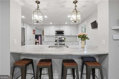 Beautifully renovated and move-in ready Roswell home, featuring - photo 4