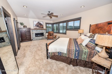 Experience luxury living in this fully furnished Grandview Condo - photo 11