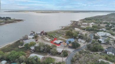 RENOVATED AND MOVE-IN READY WATERFRONT HOME AT LAKE CORPUS - photo 2