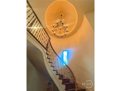 An extraordinary Transitional European estate in Southbridge - photo 12