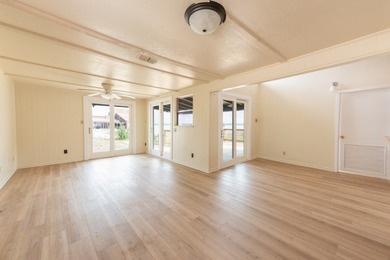 RENOVATED AND MOVE-IN READY WATERFRONT HOME AT LAKE CORPUS - photo 6